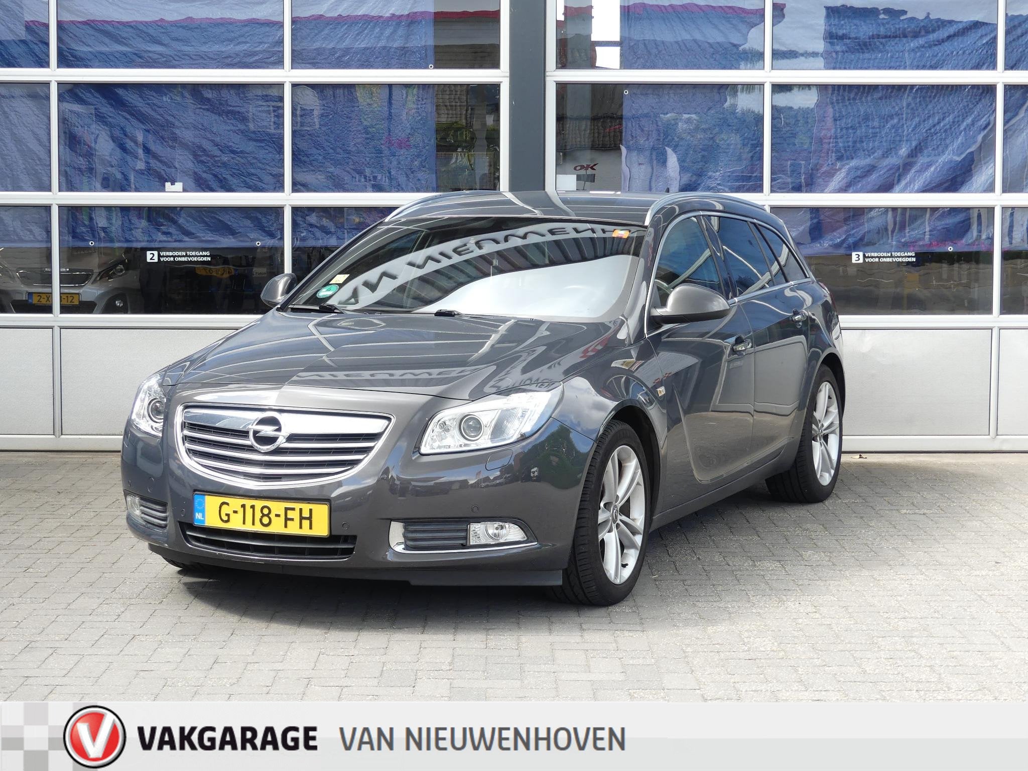 Opel Insignia Sports Tourer 1.4 Turbo EcoFLEX Cosmo *Particu, Auto's, Opel, Euro 5, Gebruikt, Zwart, 4 cilinders