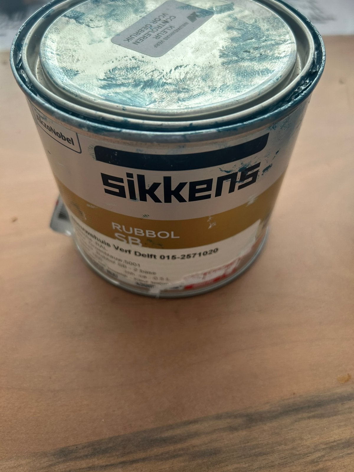 Een restje hoogglans aflak voor buiten gratis, Ophalen, Zo goed als nieuw, Lak
