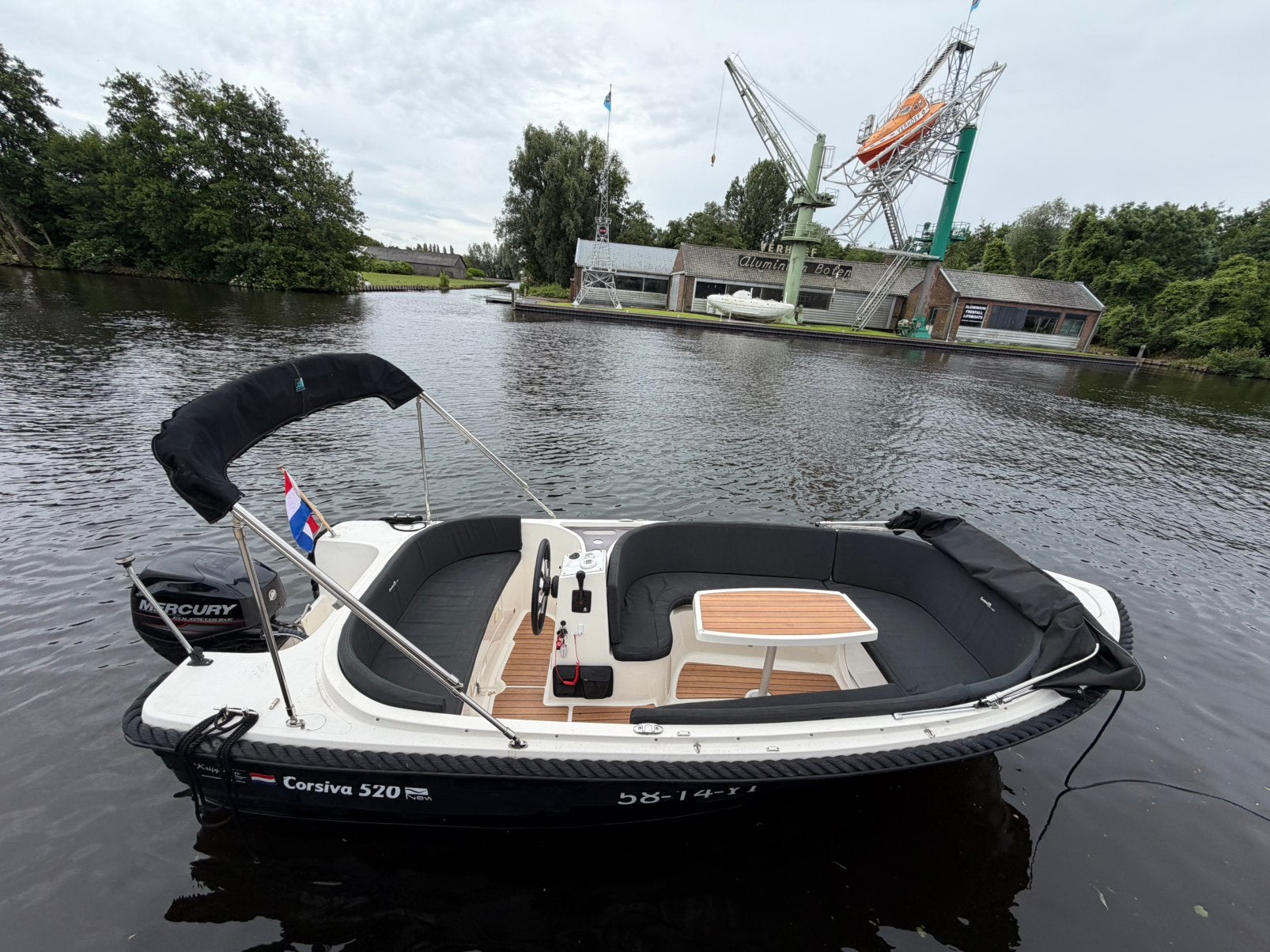 Corsiva 520 new age Mercury 40 pk met trailer, Watersport en Boten, Sloepen, Ophalen, Overige typen, Tot 1.00 meter, 5 m