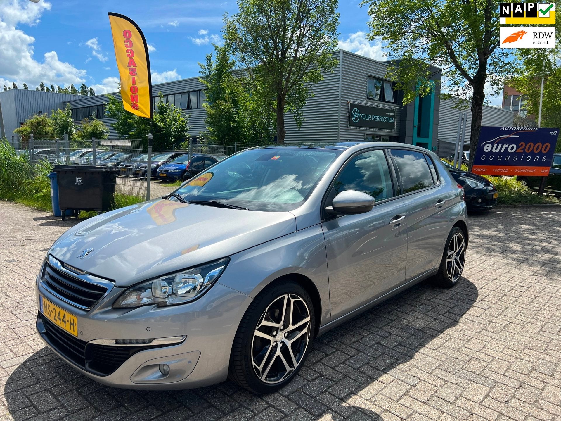 Peugeot 308 1.6 BlueHDi Blue Lease Executive - PANORAMA !, Voorwielaandrijving, 1160 kg, Gebruikt, 4 cilinders