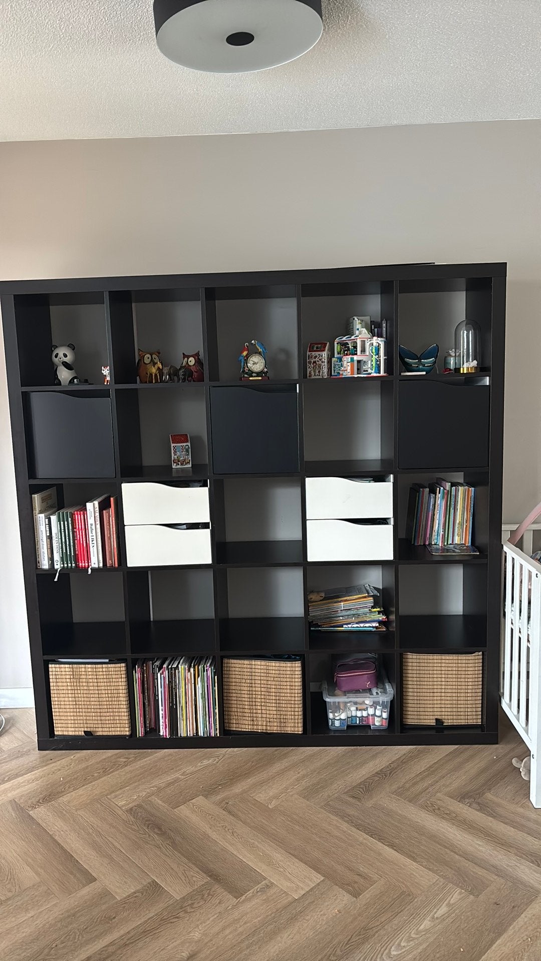 IKEA KALLAX 5x5 Kast Zwartbruin, Grote Boekenkast/Opbergkast, Huis en Inrichting, Kasten | Boekenkasten, Ophalen, Gebruikt, 150 tot 200 cm