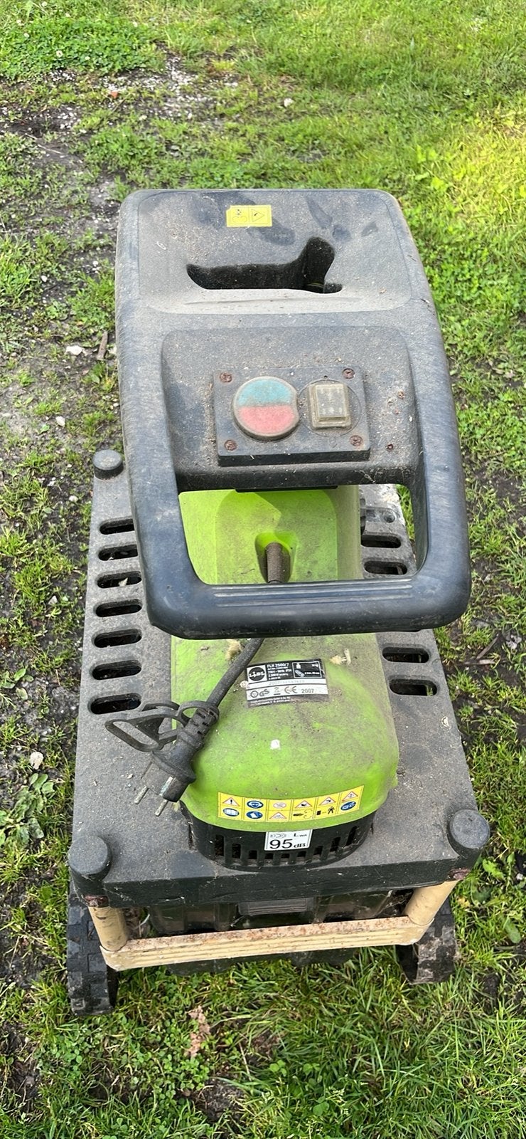 Takken versnipperaar, Tuin en Terras, Hakselaars, Ophalen, Gebruikt, Elektrisch, Met opvangbak