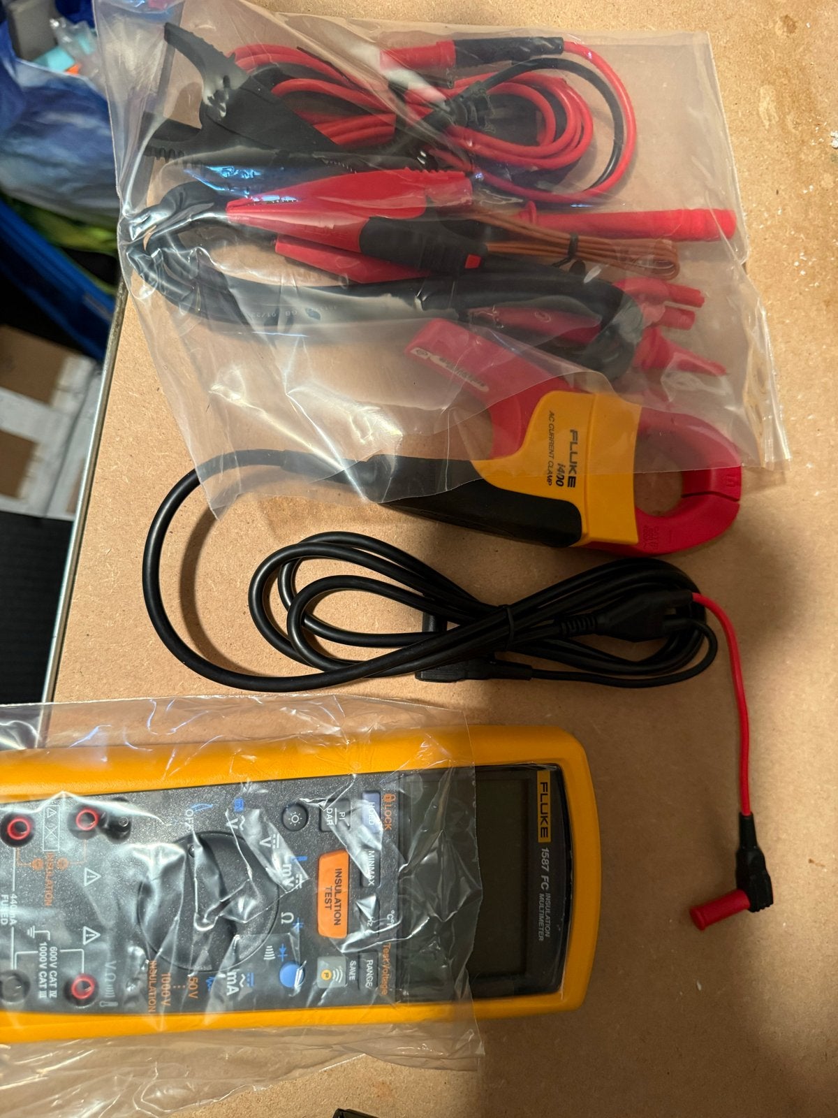 Fluke 1587/1400 FC Isolatie Multimeter Kit, Doe-het-zelf en Verbouw, Meetapparatuur, Ophalen, Nieuw, Multimeter