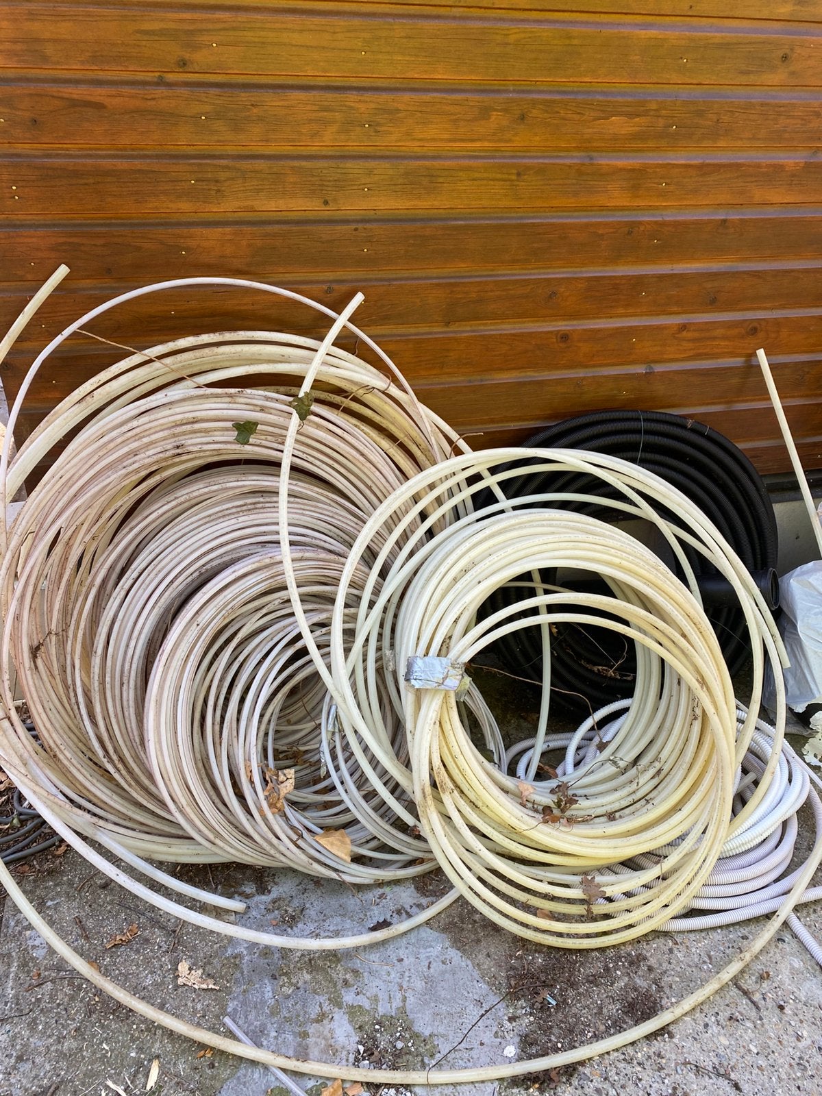 GRATIS Kunstof slangen en pvc aansluitmateriaal, Ophalen, Pvc, Zo goed als nieuw, Minder dan 2 meter