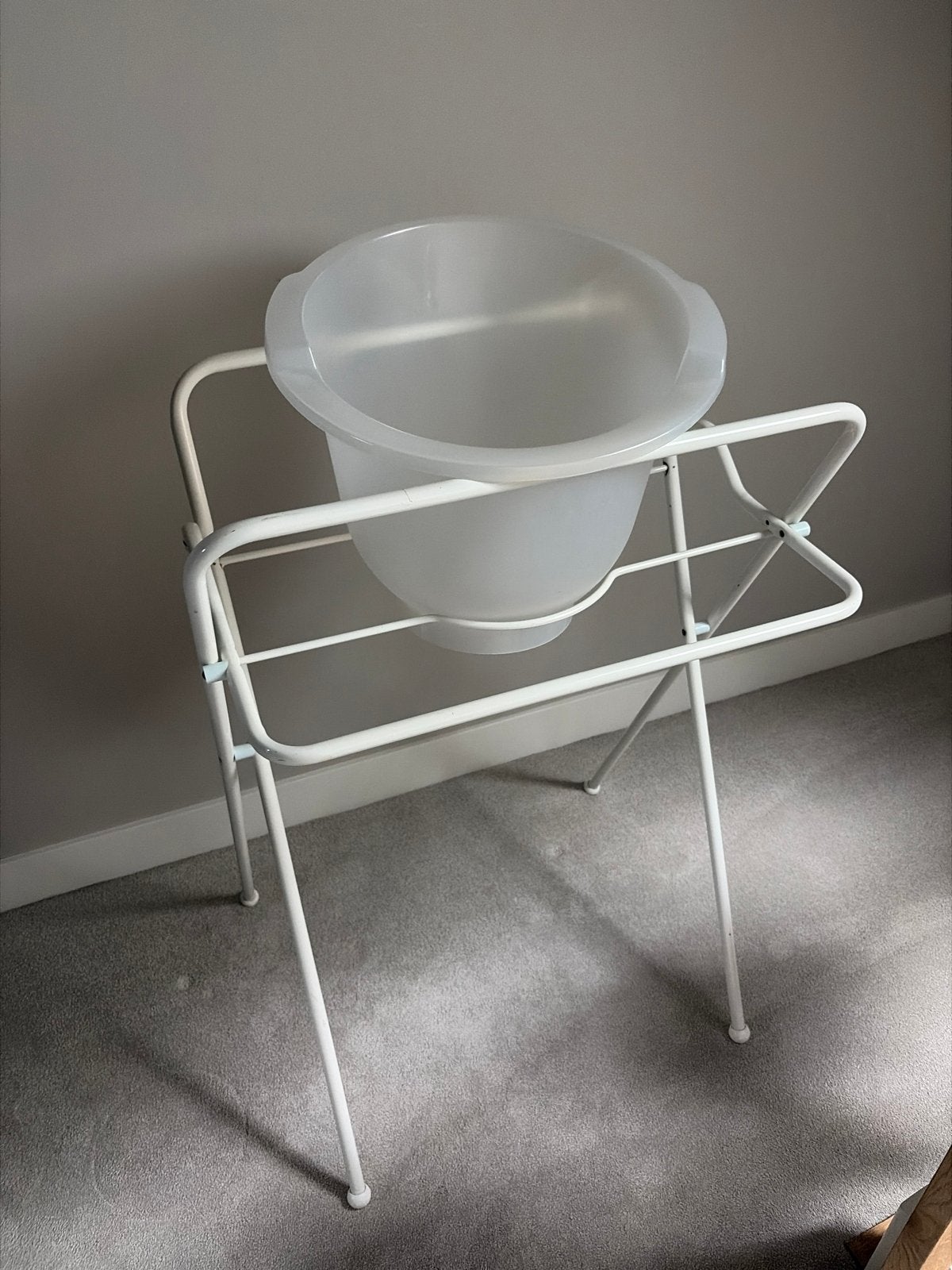 Babybadje met standaard, Ophalen of Verzenden, Gebruikt, Badje, Overige merken
