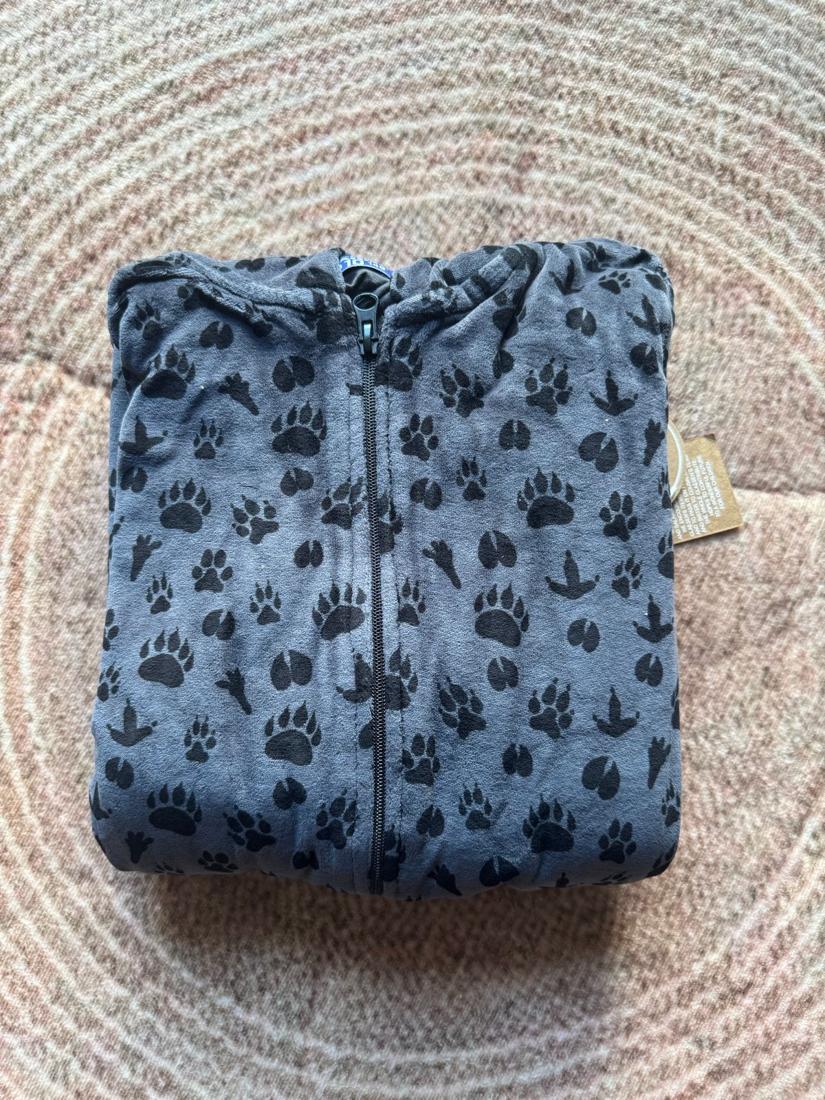 Leuke onesie met dierenpootjes print claesens size 10, Verzenden, Nieuw, Jongen
