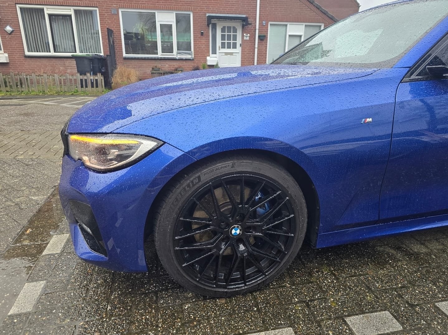 BMW G20 Winterset 235/40R19, Gebruikt, Banden en Velgen, Winterbanden, 235 mm