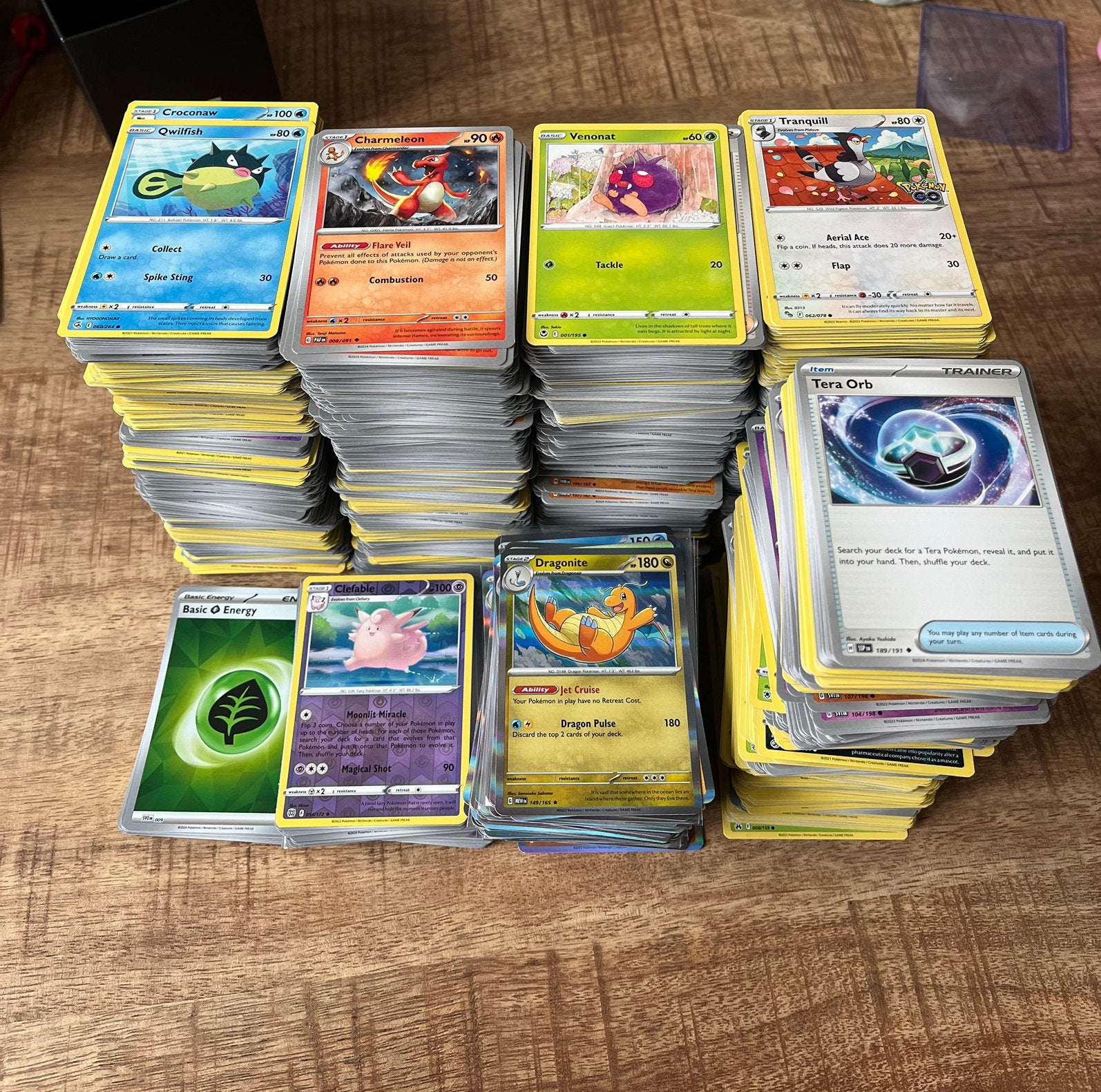 Pokemon kaarten bulk 2600 kaarten, Ophalen of Verzenden, Zo goed als nieuw, Meerdere kaarten, Foil