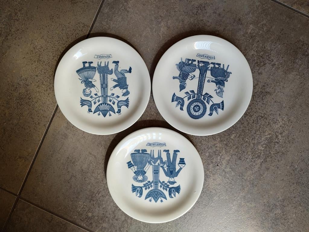 3 Royal Sphinx Maastricht klederdracht bordjes jaren '60, Huis en Inrichting, Keuken | Servies, Ophalen of Verzenden