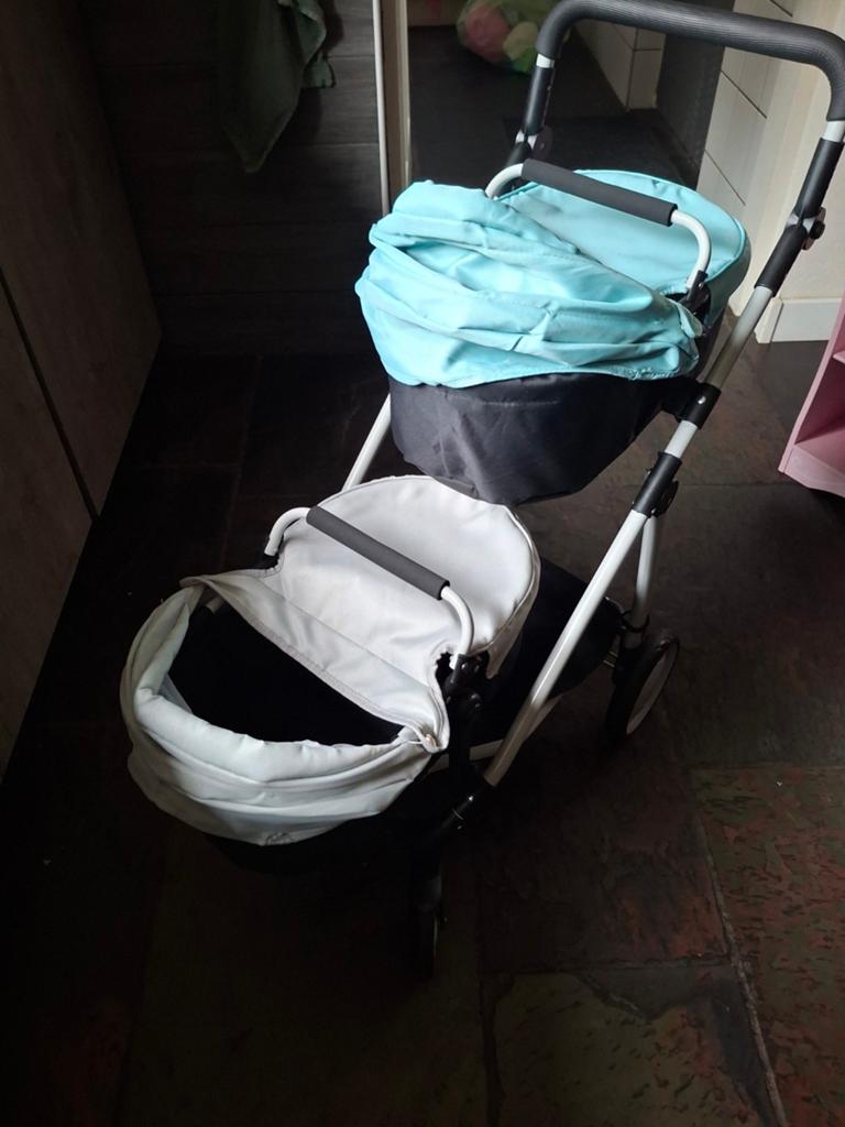 Duo Poppenwagen - Perfect voor twee poppen!, Ophalen, Gebruikt, Babypop