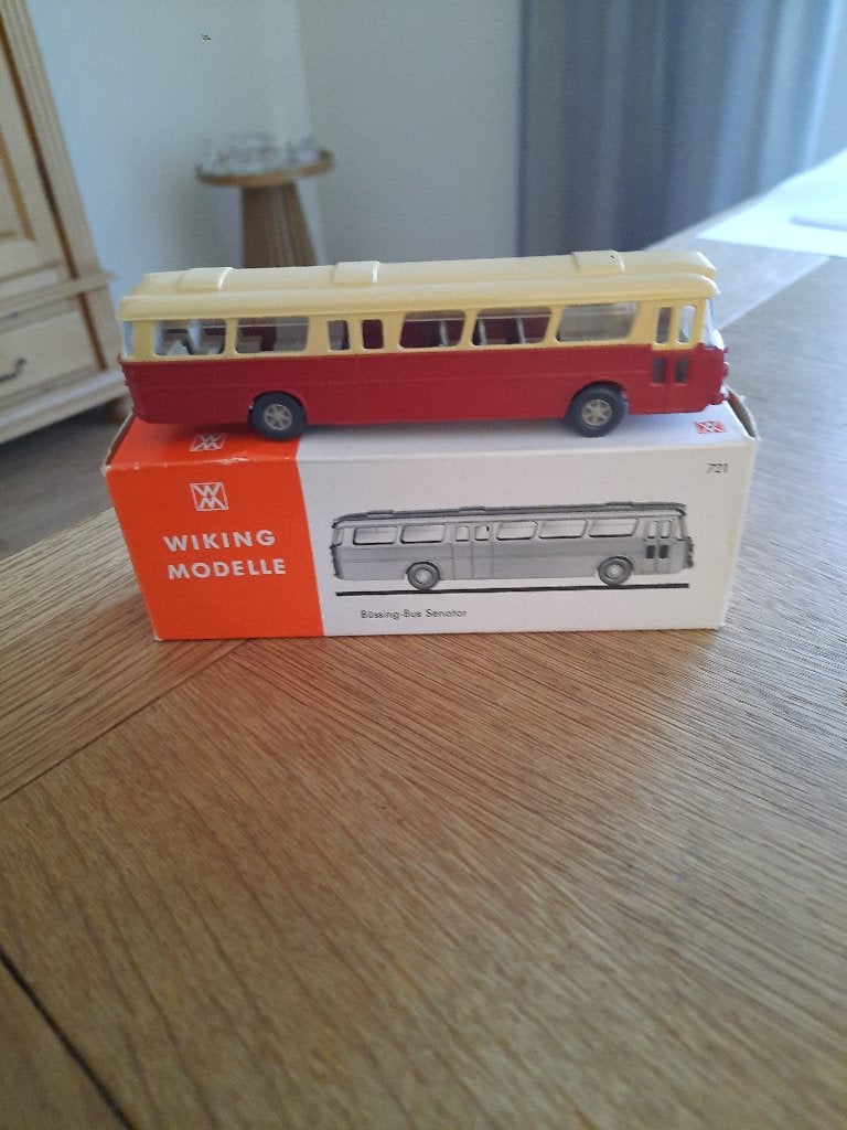 Wiking. 721 in doosje. Doe redelijk bod. Nieuw, Ophalen of Verzenden, Zo goed als nieuw, Bus of Vrachtwagen, Wiking