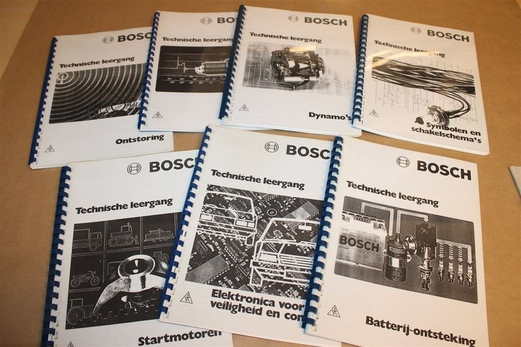 Bosch Technische Leergang — Auto Elektronica — 7 Delen Set, Ophalen of Verzenden