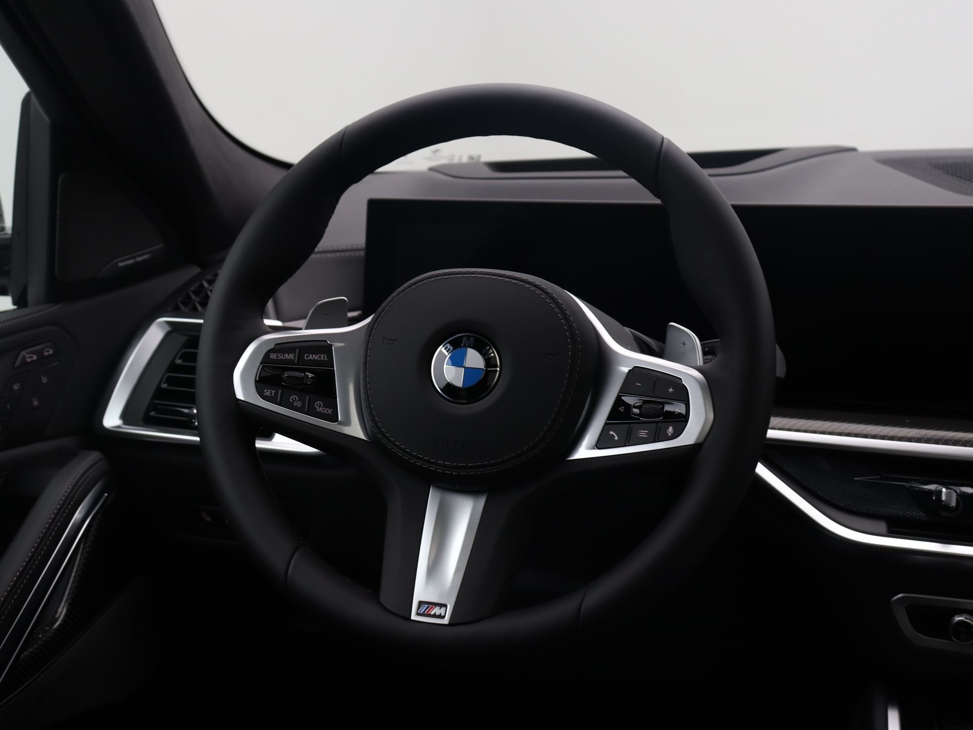 BMW X6 xDrive40i M Sport Pro (bj 2026, automaat), Auto's, Automaat, Zwart, Zwart, Bedrijf