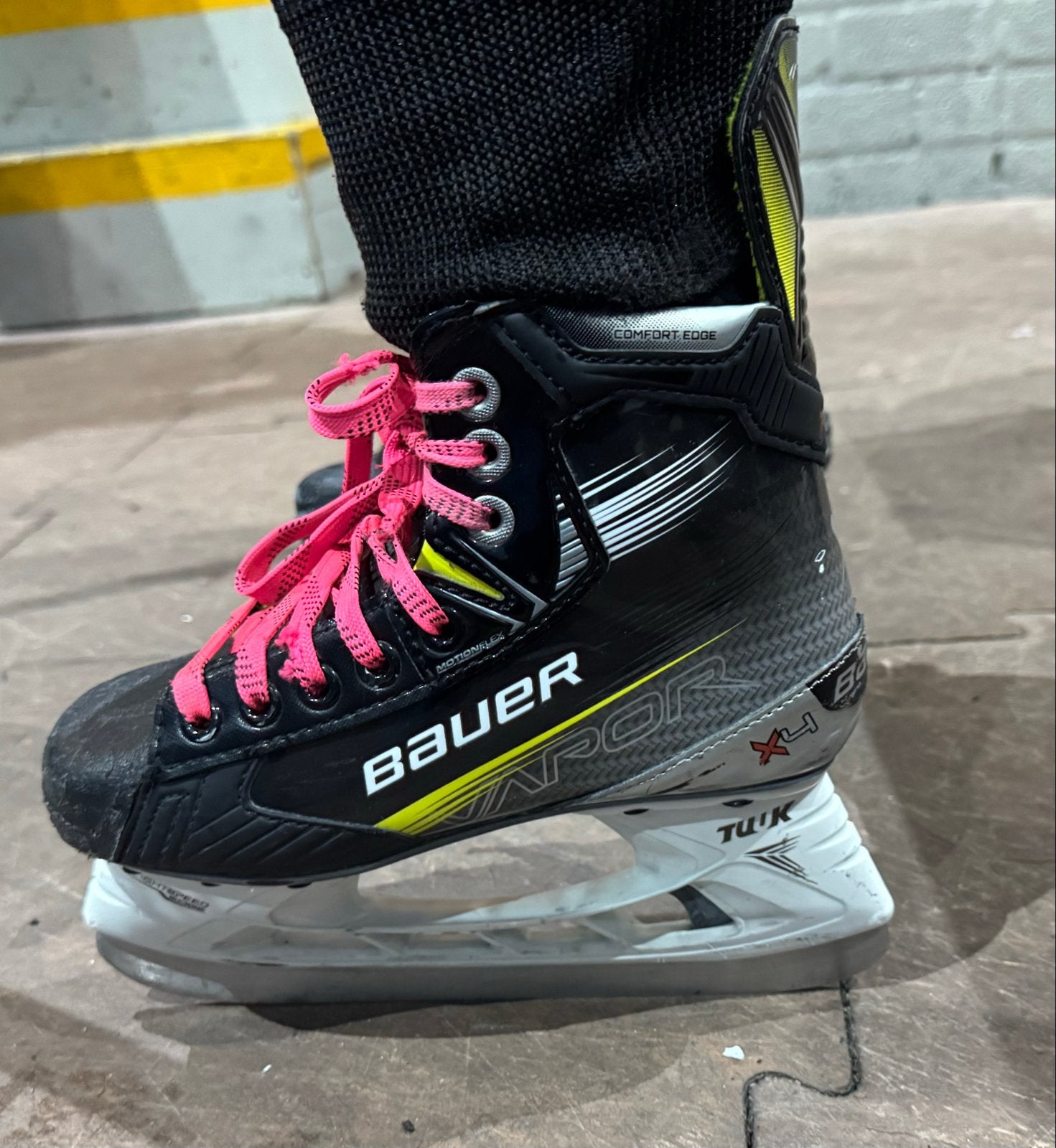 Bauer Vapor X4 IJshockeyschaatsen junior maat 2 D - 34, Ophalen of Verzenden, Gebruikt, IJshockeyschaatsen, Bauer