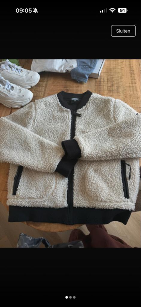 Superdry Teddy Vest Maat M - Comfortabel en Stijlvol, Kleding | Dames, Truien en Vesten, Ophalen of Verzenden, Zo goed als nieuw