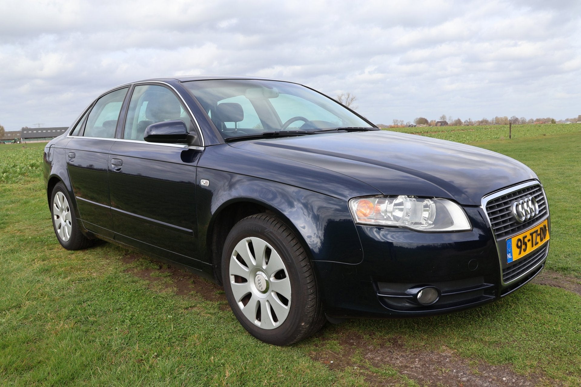 Audi A4 Limousine 2.0 Advance|Automaat|Trekhaak|Airco|Leer|N, Auto's, 730 kg, Gebruikt, Zwart, 4 cilinders