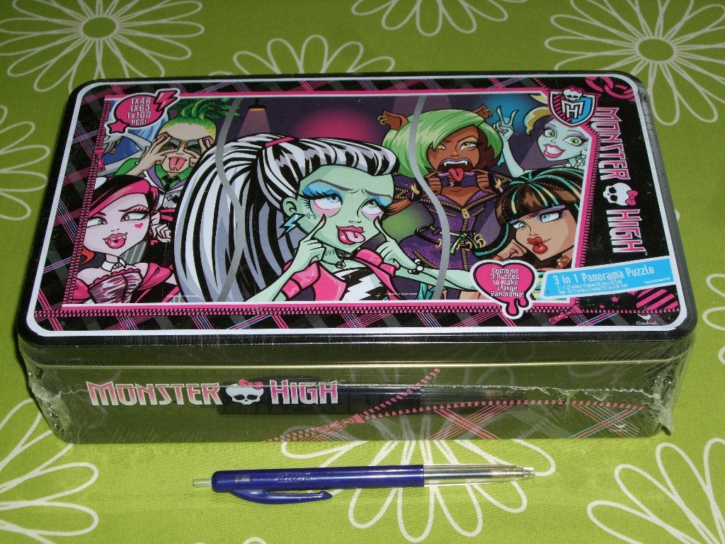 Nieuw in seal: Monster High 3 in 1 Panorama Puzzel - 100 st, Ophalen of Verzenden, Meer dan 50 stukjes, Nieuw, 6 jaar of ouder
