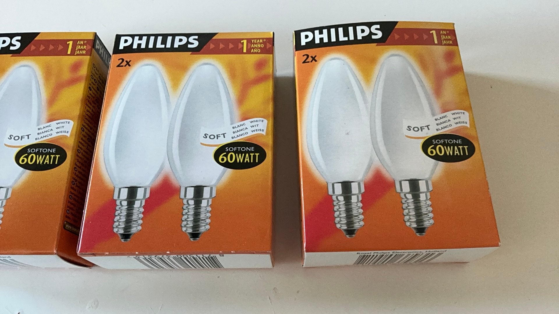 Philips kaarslampen 60 watt Soft White E 14 duoverpakking, 30 tot 60 watt, Gloeilamp, E14 (klein), Nieuw
