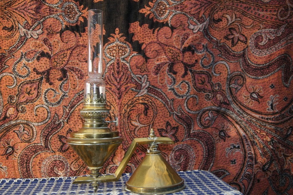 Petroleum lamp met contra gewicht, Ophalen of Verzenden