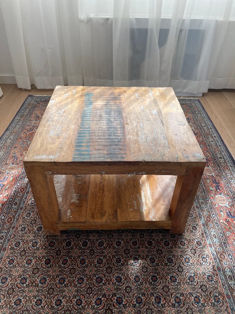 Houten bijzettafel / salontafel – 60 x 60 x 40 cm, Huis en Inrichting, Ophalen, Sloophout look, Gebruikt, 50 tot 100 cm
