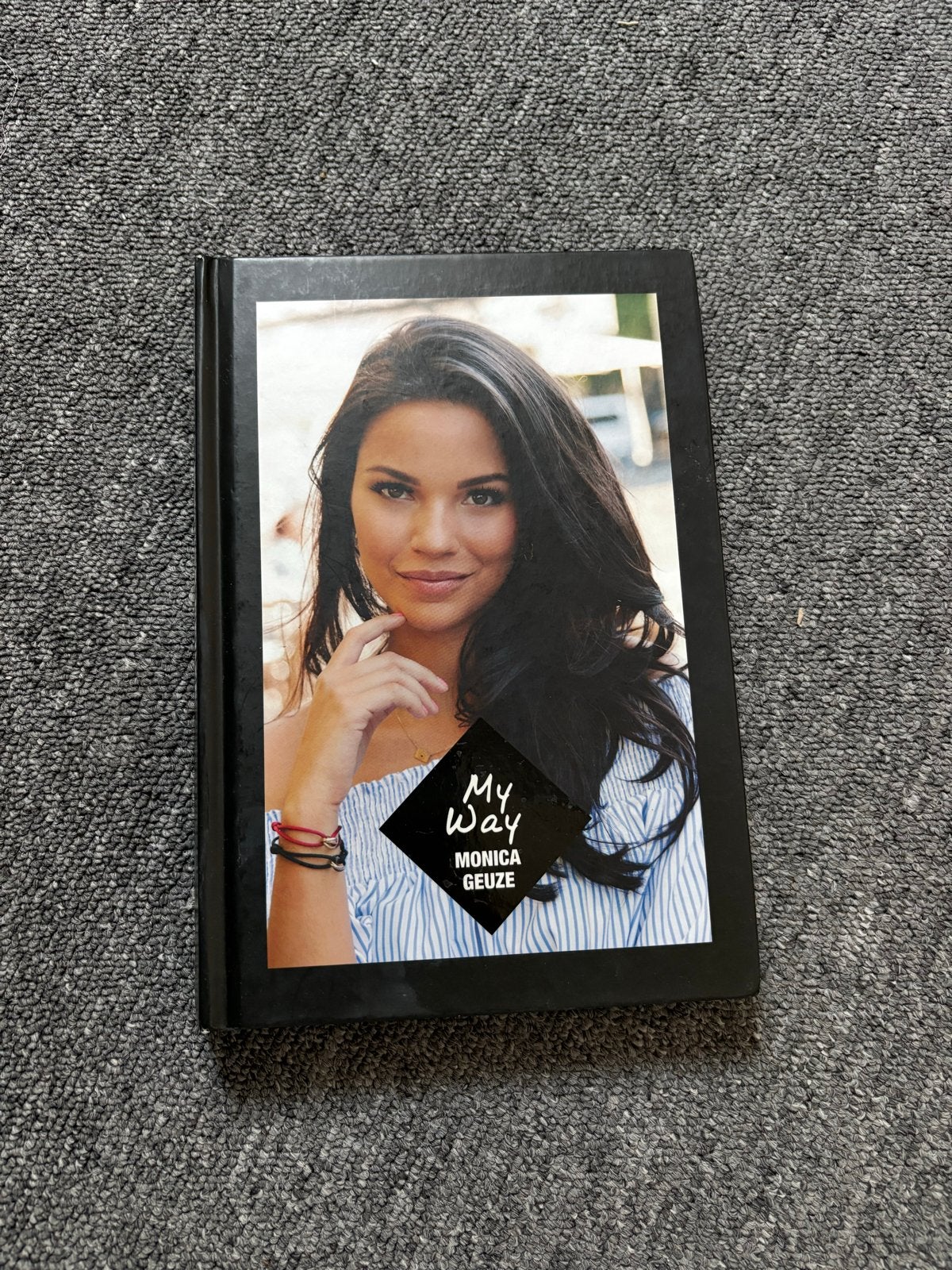 My Way - Monica Geuze (Hardcover), Ophalen of Verzenden, Zo goed als nieuw, Overige