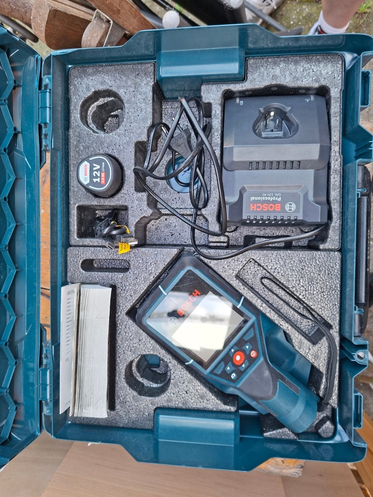 Bosch D-tect 200 C Wallscanner met accu en lader, Doe-het-zelf en Verbouw, Gereedschap | Overige machines, Ophalen