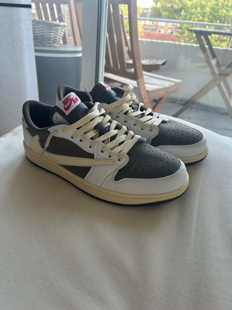Travis scott mocha,  Maat 45 - Nooit Gedragen, Kleding | Heren, Schoenen, Ophalen of Verzenden, Nieuw, Bruin, Sneakers of Gympen