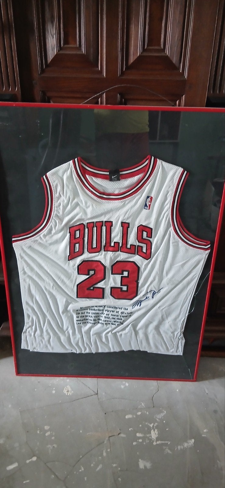 Ingelijst Michael Jordan Chicago Bulls #23 Shirt Gesigneerd, Ophalen, Zo goed als nieuw, Kleding