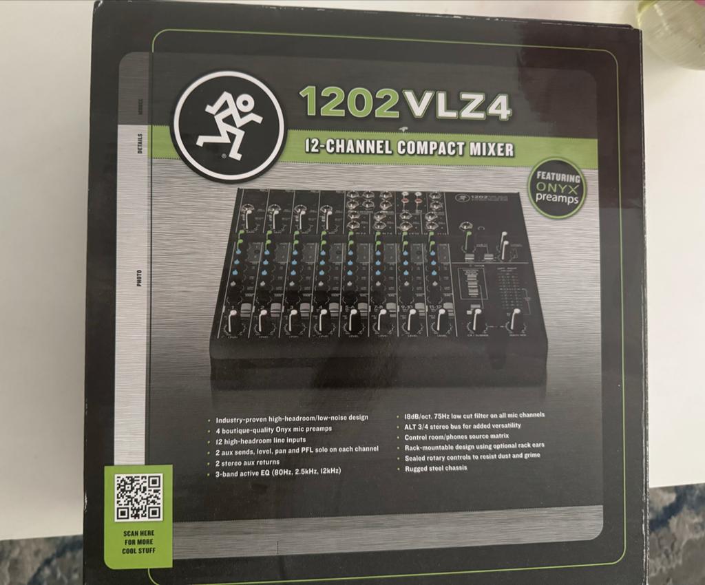 Mackie 1202VLZ4 12-kanaals compacte mixer, Ophalen of Verzenden, Zo goed als nieuw, 10 tot 20 kanalen, Microfooningang