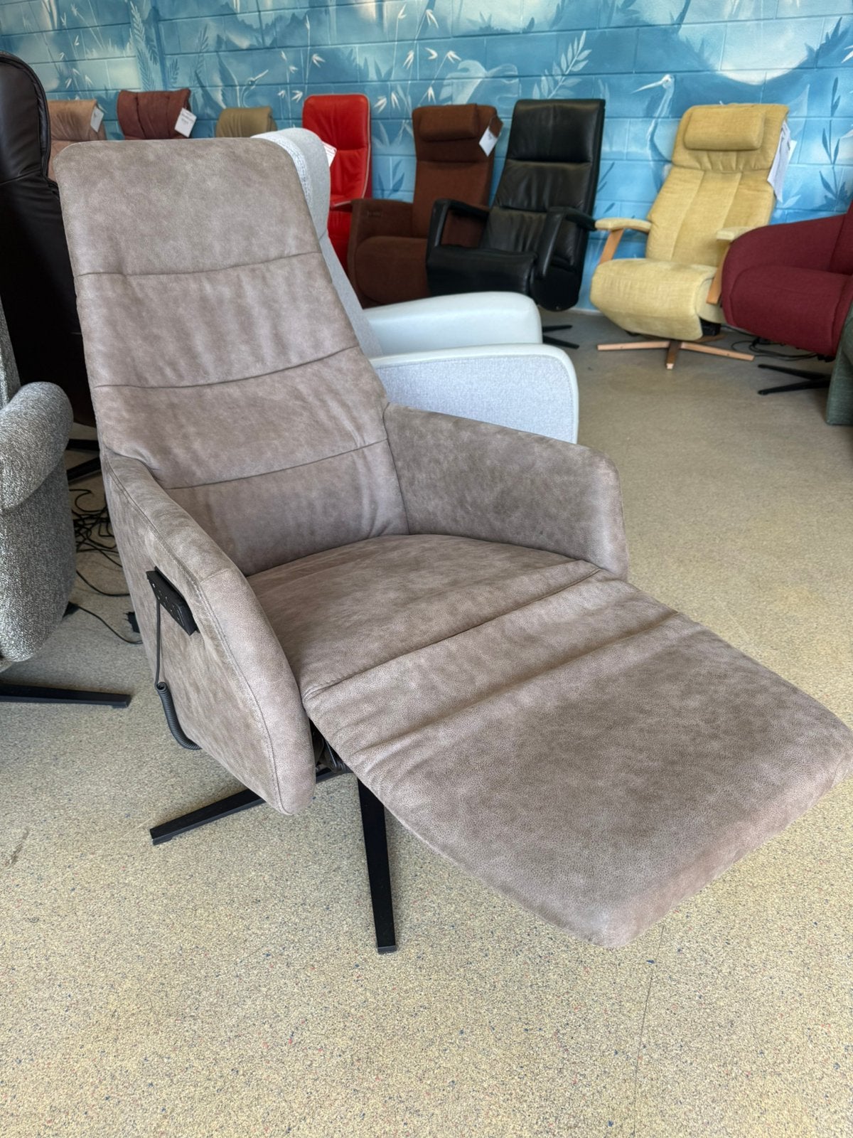 Prominent sta op stoel relax fauteuil gratis bezorging, Ophalen of Verzenden, Zo goed als nieuw, Stof, Ruim 100 stoelen in alle kleuren en maten met garantie