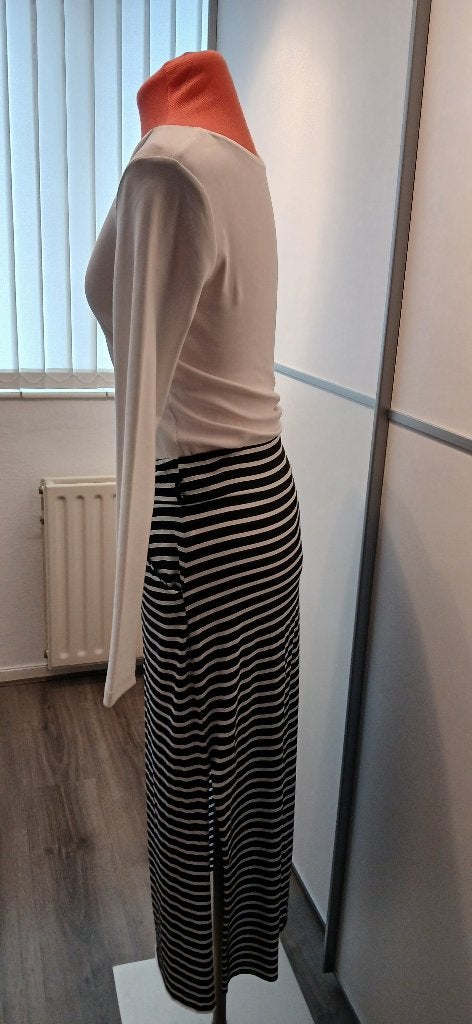 Lange tricot rok - zwart/wit gestreept, Maat 38/40 (M), Overige kleuren, Nieuw, Ophalen of Verzenden