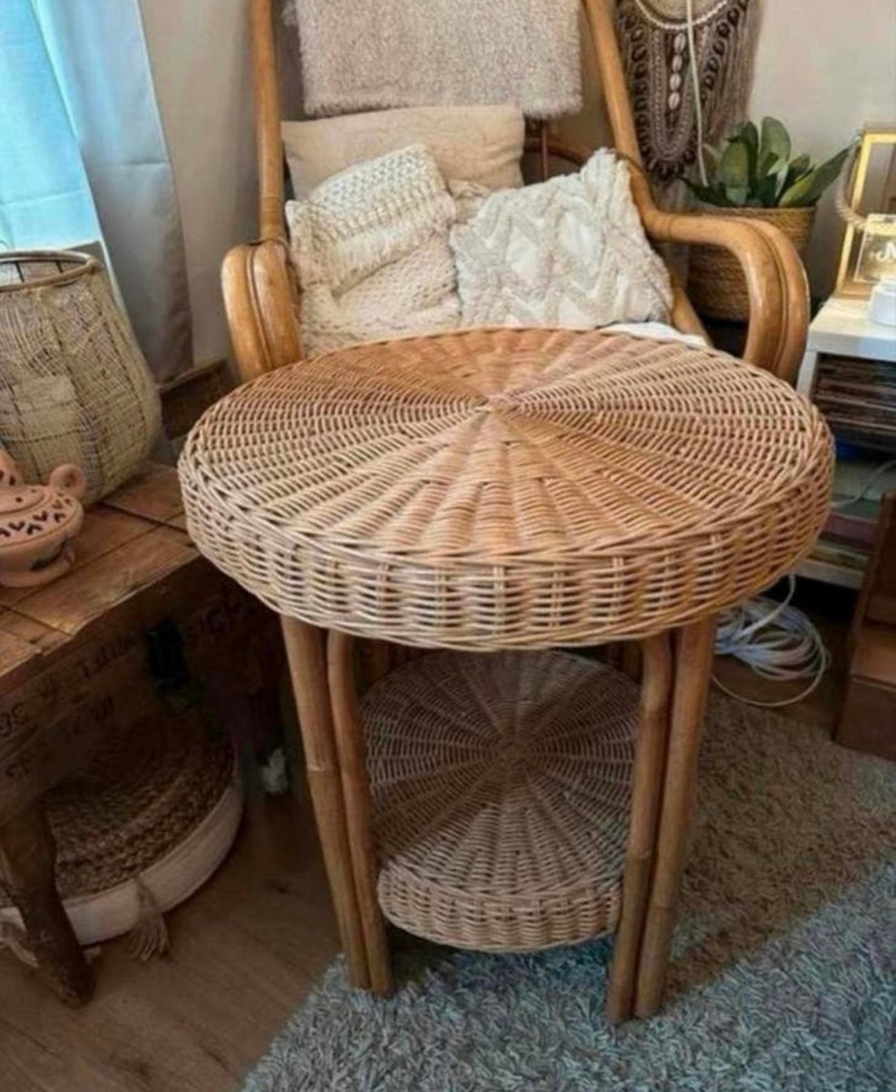 Landelijke rieten / rotan salontafel met bamboe poten, Ophalen, Zo goed als nieuw