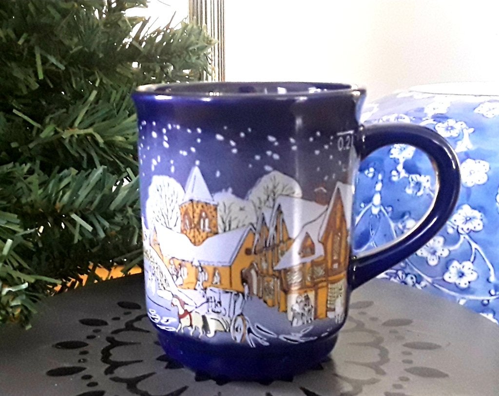 Beker mok winter kerst kerstmok kerstbeker sneeuw kerstdorp, Diversen, Ophalen of Verzenden, Zo goed als nieuw