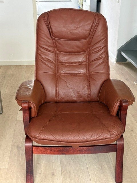 Vintage Scandinavische relaxfauteuil (Ekornes stijl), Huis en Inrichting, Ophalen, Gebruikt, Minder dan 75 cm, Hout
