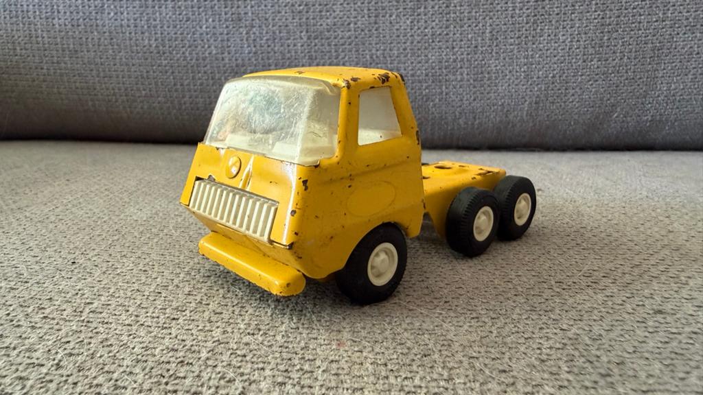 Vintage Gele Speelgoed Vrachtwagen - Tonka Stijl, Verzamelen, Speelgoed, Ophalen of Verzenden, Gebruikt