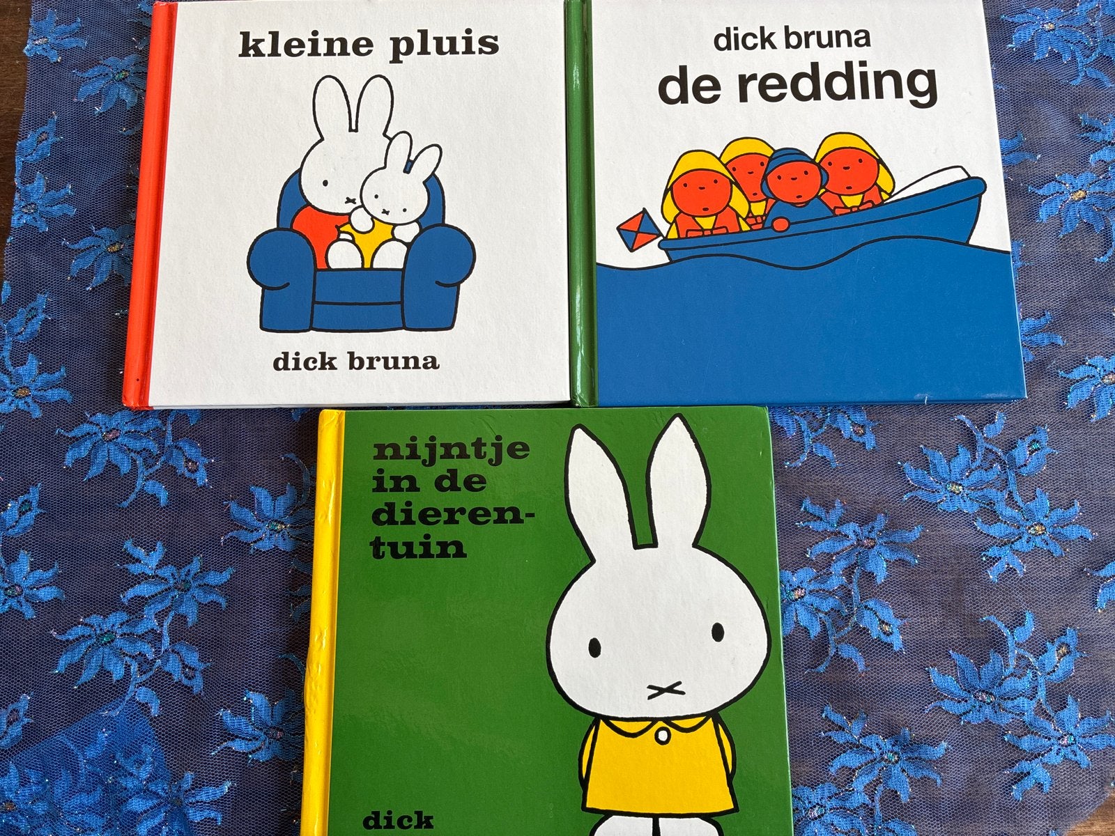 3 Dick Bruna Nijntje Boekjes: Kleine Pluis, De Redding, Dier, Boeken, Gelezen, Jongen of Meisje, Ophalen of Verzenden, Voorleesboek