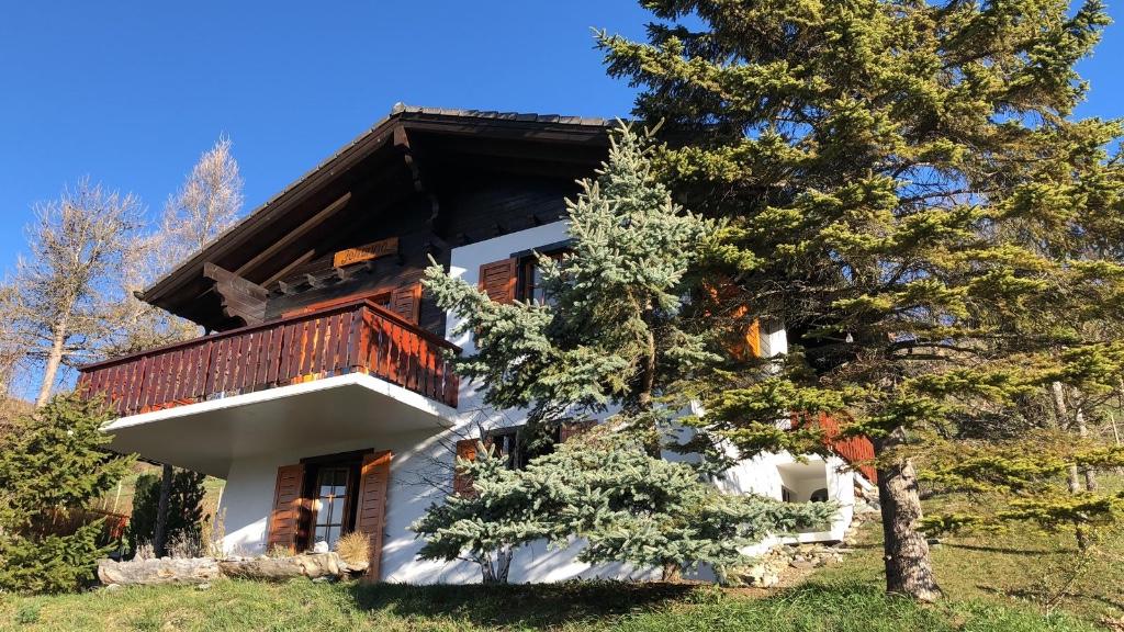 Te huur Chalet.  "Johanna", In bergen of heuvels, Landelijk, Chalet, Bungalow of Caravan, Open haard