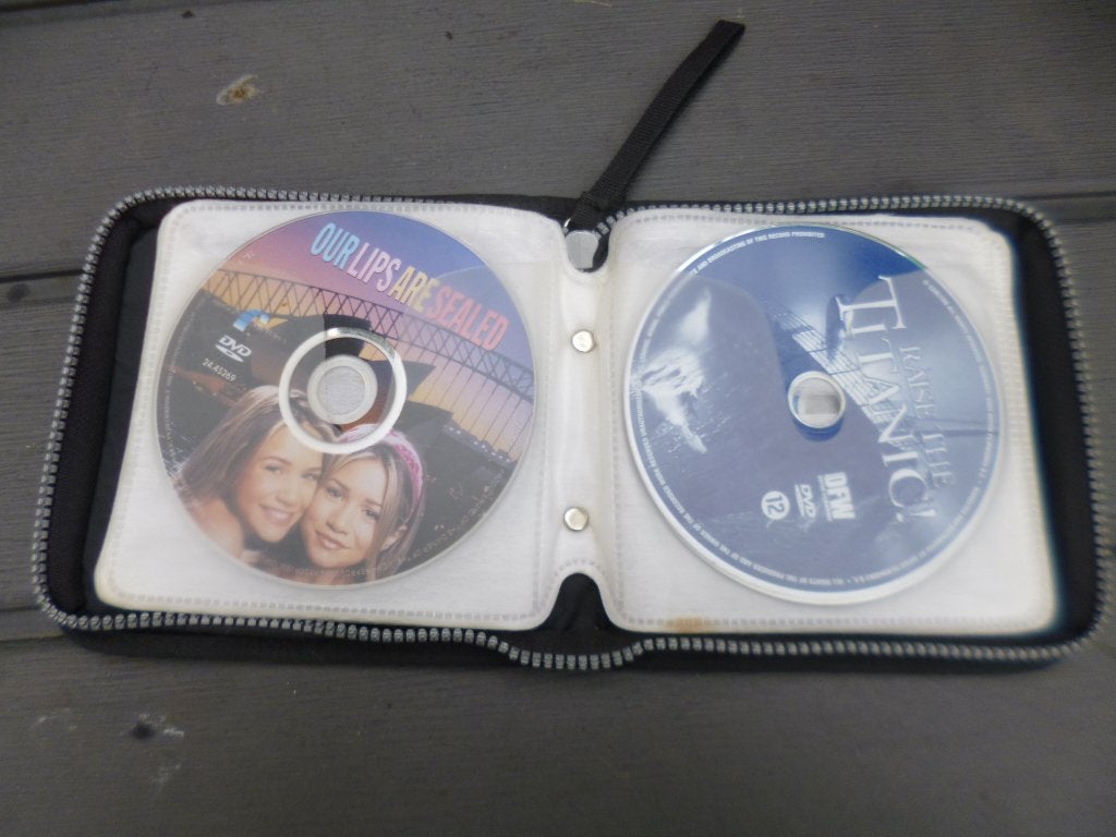 Mapje met DVD's, Alle leeftijden, Ophalen, Gebruikt