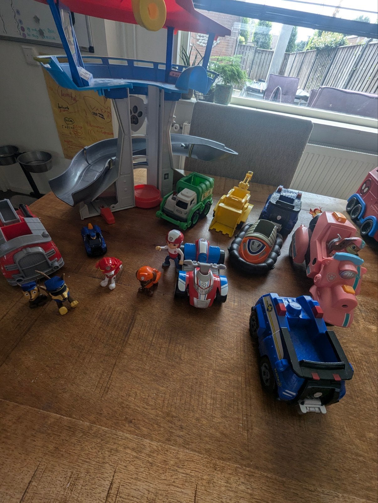 Paw Patrol Uitkijktoren met Voertuigen en Figuren, Ophalen, Gebruikt