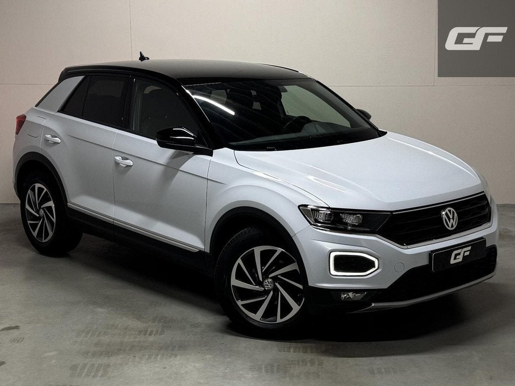 Volkswagen T-Roc 1.5 TSI Sport Virtual DSG CarPlay Camera Cr, Auto's, Volkswagen, 1254 kg, Automatische klimaatregeling, 4 cilinders