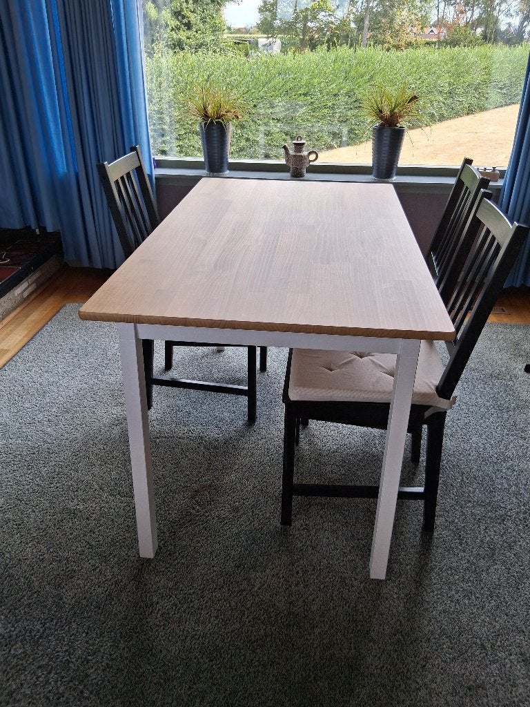 Te koop IKEA Pinntorp tafel met 3 Stefan stoelen, Ophalen, 100 tot 150 cm, Nieuw, 50 tot 100 cm