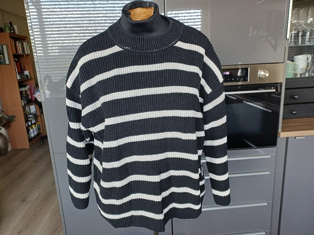 Nieuwstaat zwart creme streep trui H&M mt L, Maat 38/40 (M), H&M, Zwart, Ophalen of Verzenden