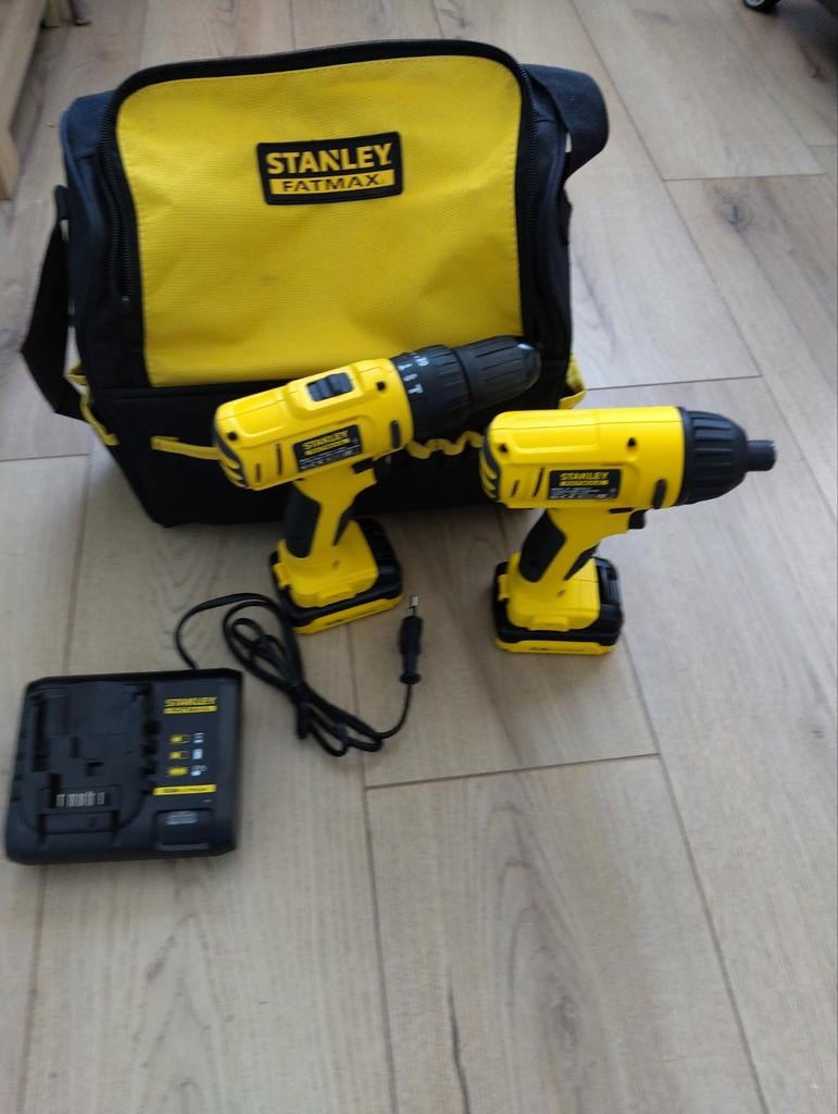 Stanley Fatmax Boor- en Schroefmachine Set, Ophalen, Gebruikt, Variabele snelheid, Boor- en Schroefmachine