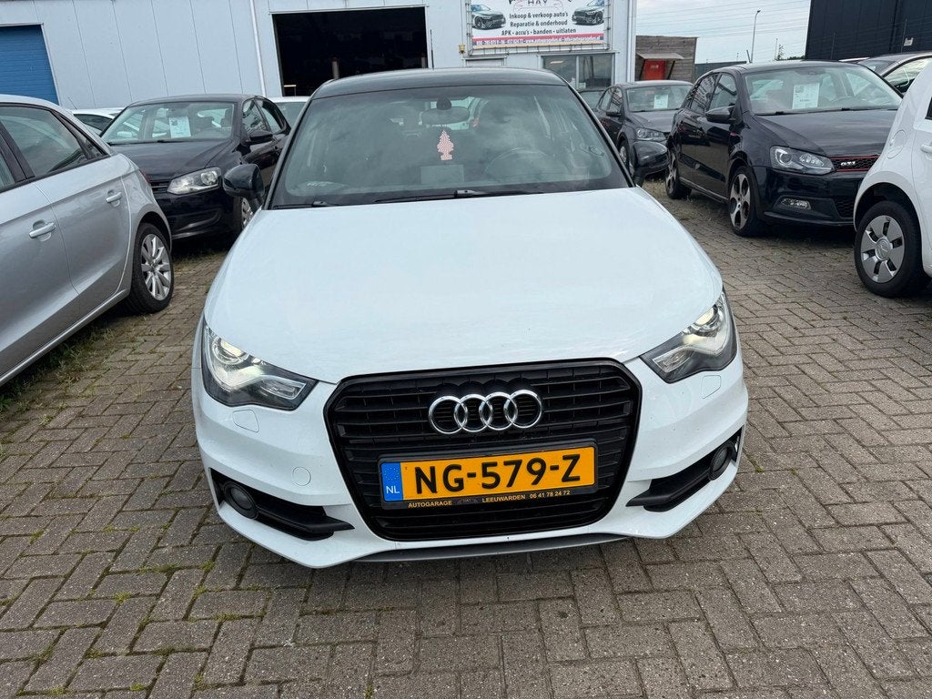 Audi A1 Sportback 1.4 TFSI Attraction Pro Line|Automaat|PDC, Euro 5, 4 cilinders, 4 stoelen, 610 kg