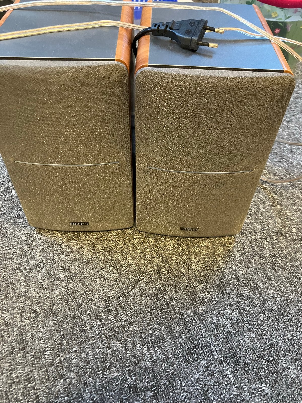 Edifier R1000TCN Boekenplank Luidsprekers - Gebruikt, Gebruikt, Afstandsbediening, Minder dan 60 watt, Boekenplank luidspreker