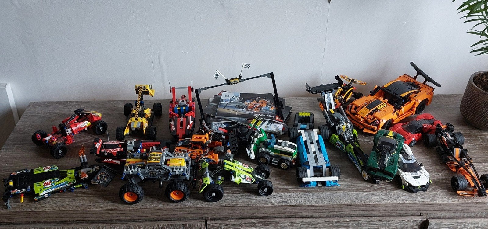 Grote partij LEGO Technic auto's met veel boekjes, Gebruikt, Lego, Ophalen of Verzenden, Technic