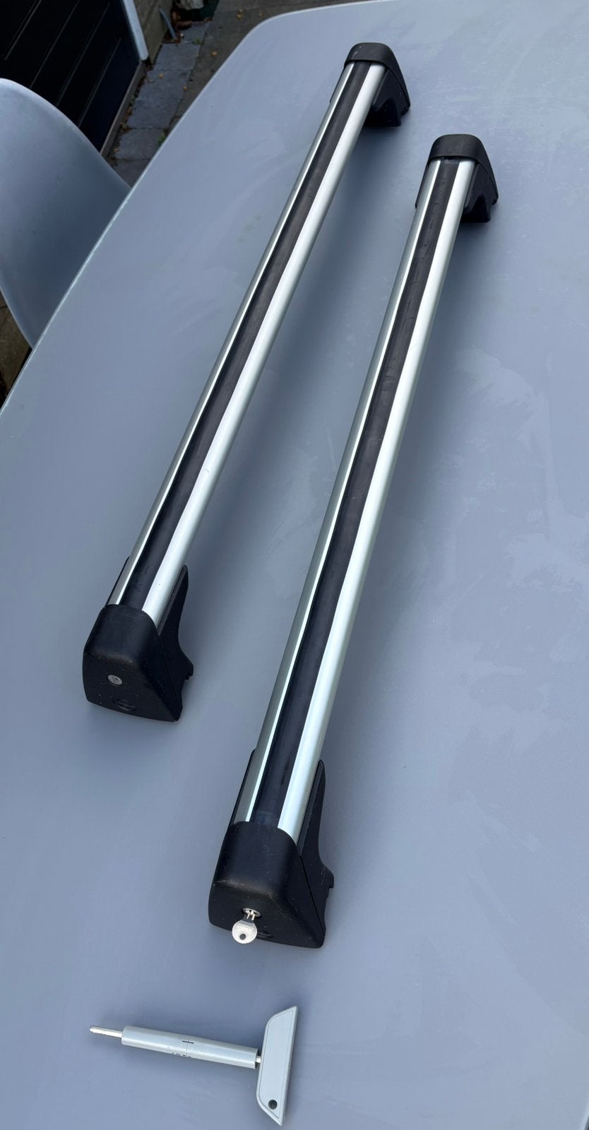 Thule WingBar Dakdragers voor Opel Astra Sports Tourer, Auto diversen, Ophalen, Zo goed als nieuw
