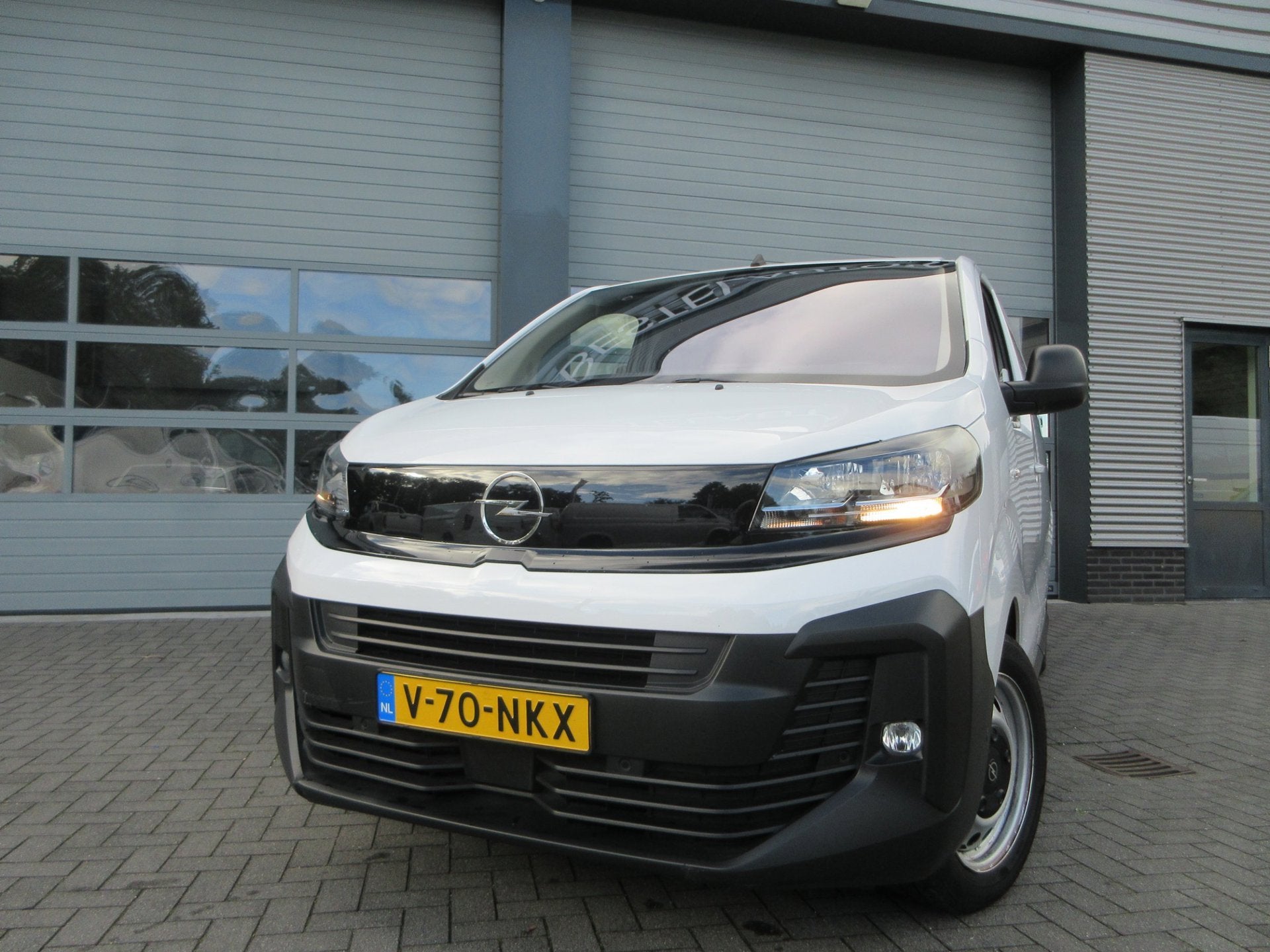 Opel VIVARO 2.0, 177pk, L3 Euro6, Airco, Navigatie, Stuurver, Stof, Gebruikt, 4 cilinders, 2500 kg
