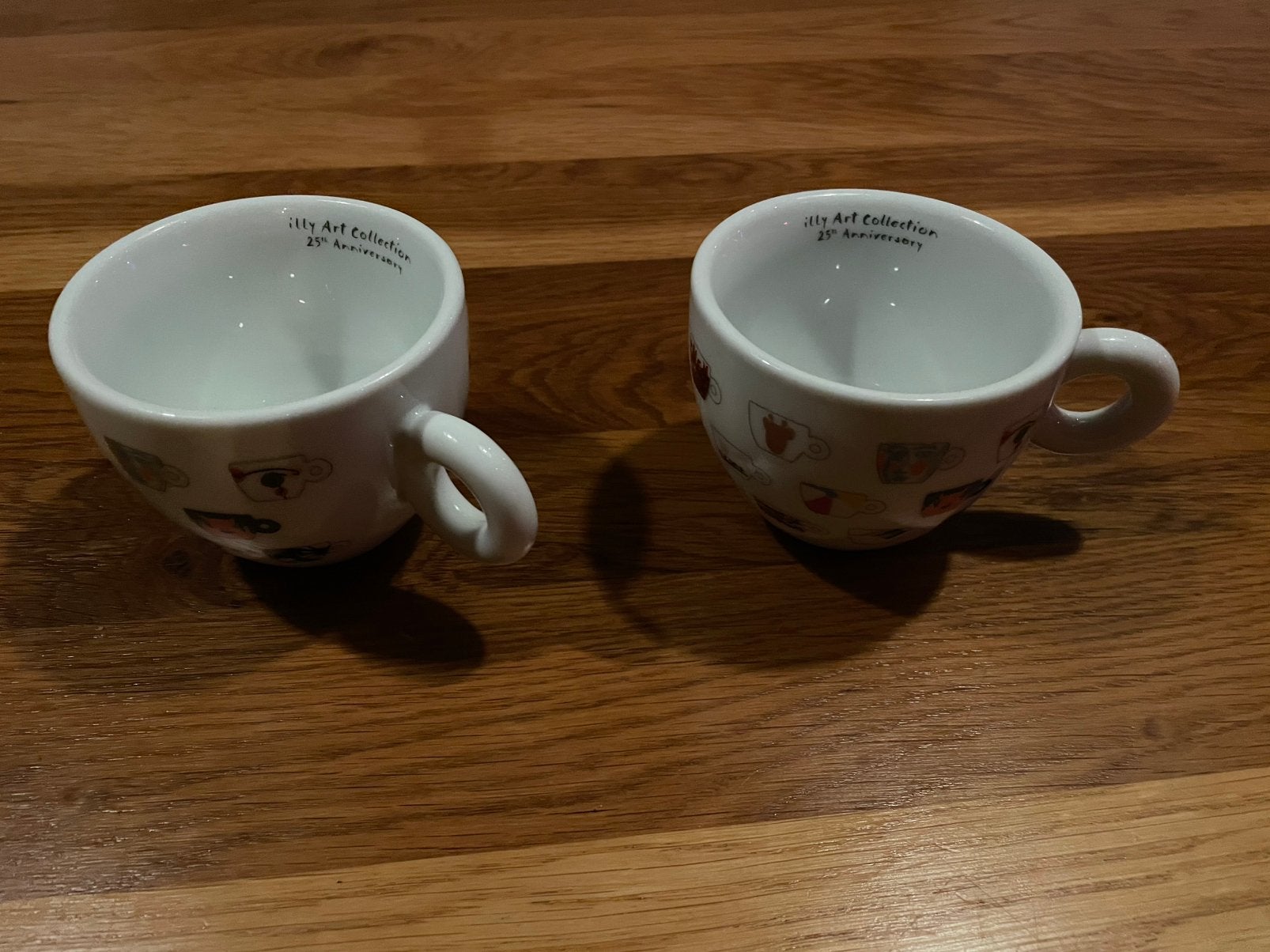 Illy Art Collection kopjes zonder schotel (2 stuks) 2017, Ophalen of Verzenden, Zo goed als nieuw, Kop(pen) en/of Schotel(s), Porselein