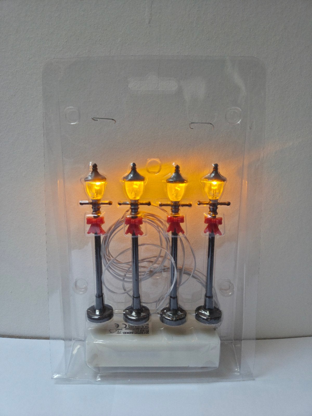 4 led lantaarnpaaltjes voor kerstdorp, Ophalen of Verzenden, Nieuw
